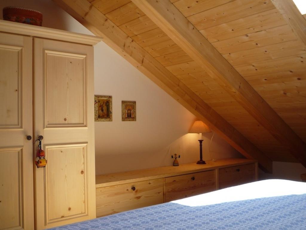 Mansarda Dolomiti Apartment ราซุน ดิ โซปรา ห้อง รูปภาพ