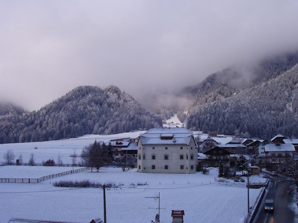 Mansarda Dolomiti Apartment ราซุน ดิ โซปรา ห้อง รูปภาพ