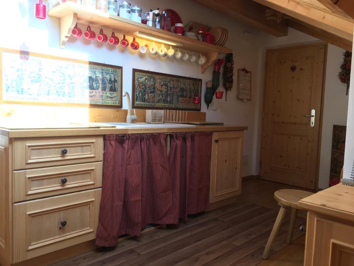 Mansarda Dolomiti Apartment ราซุน ดิ โซปรา ภายนอก รูปภาพ